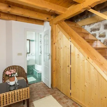 公寓 Le Galion- Two Bedroom With Partial Sea View