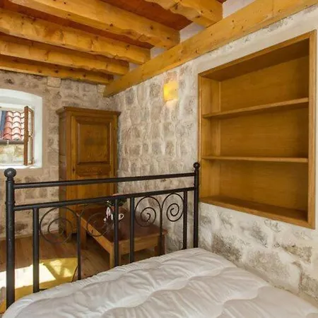 Le Galion- Two Bedroom With Partial Sea View
