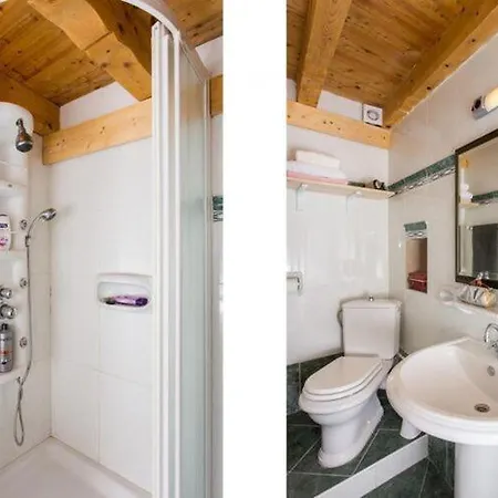 Le Galion- Two Bedroom With Partial Sea View شقة *